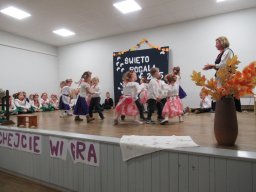 2025-11-06 Święto rogala w Osieku